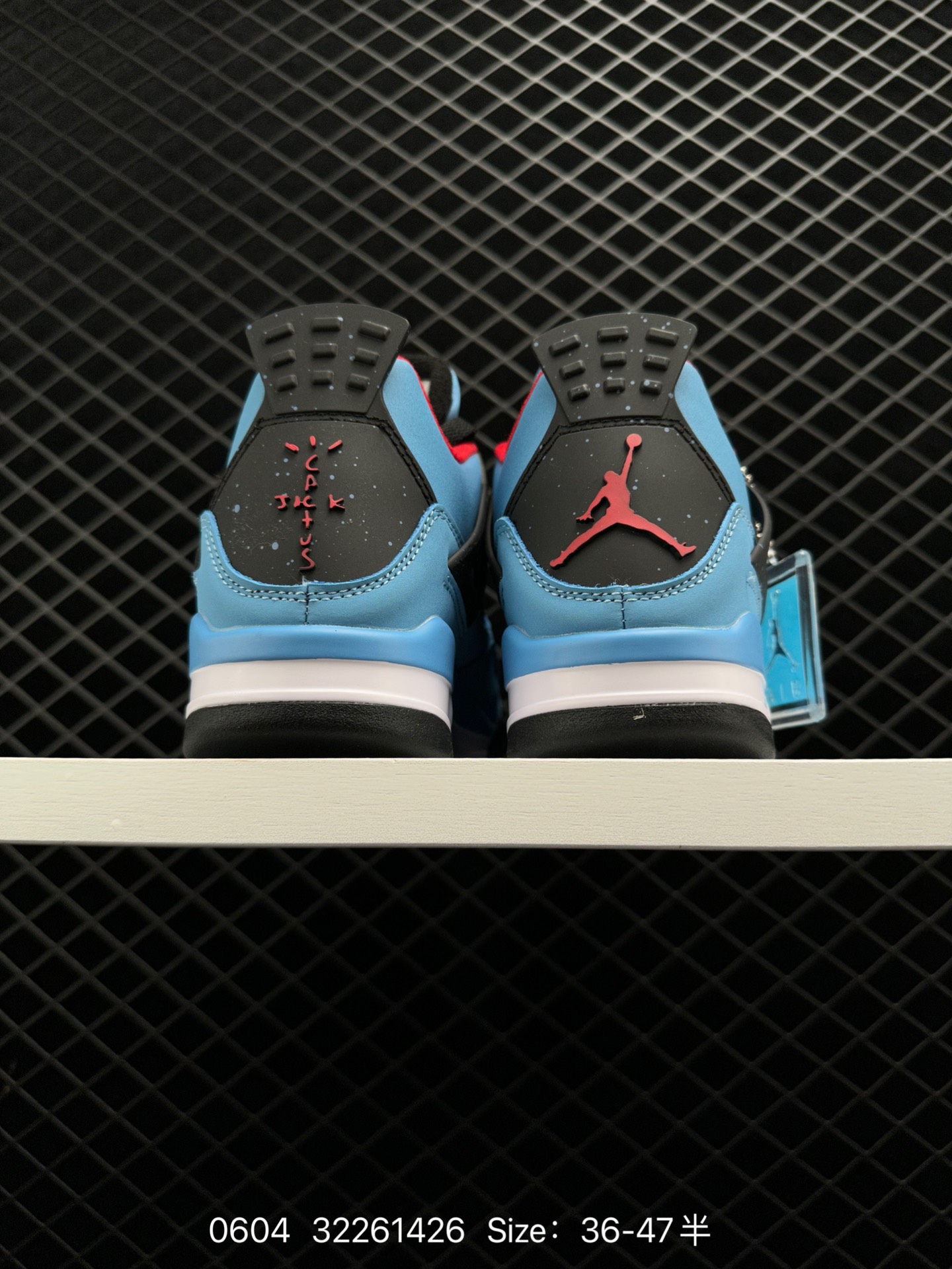 Travis Scott x Air Jordan 4 Retro